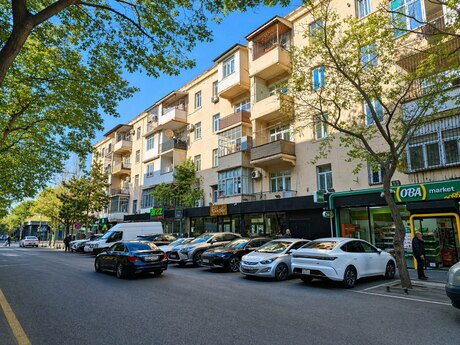 Объявление №6050249 - Баку, м. Элмляр Академиясы, 2-комн., 60 м², 3/5 этаж