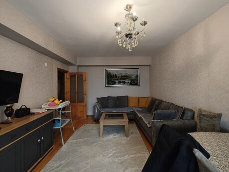 Elan №6063274 - Bakı, Qaraçuxur q., 3 otaqlı, 100 m², 9/9 mərtəbə