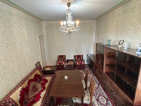 1 otaqlı köhnə tikili - Yeni Günəşli q. - 33.1 m²