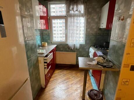 2 otaqlı köhnə tikili - 28 May m. - 50 m²