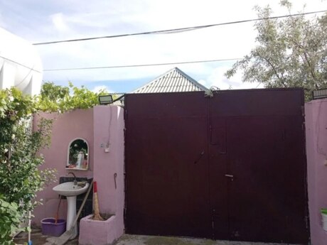 3 otaqlı həyət evi/bağ evi - Binəqədi q. - 90 m²