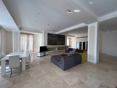 5 otaqlı yeni tikili - 28 May m. - 760 m²