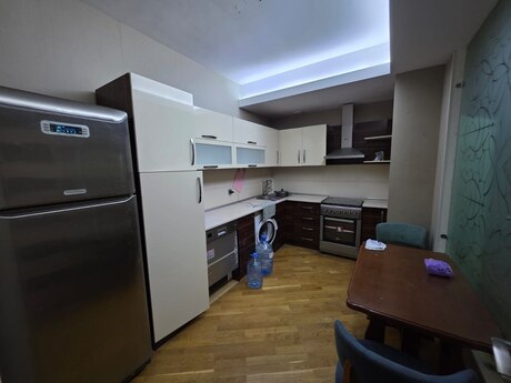 3-комнатная квартира, 100 м², Badamdar: 300 000 ₼ 4
