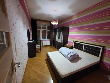 3-комнатная квартира, 100 м², Badamdar: 300 000 ₼ 3