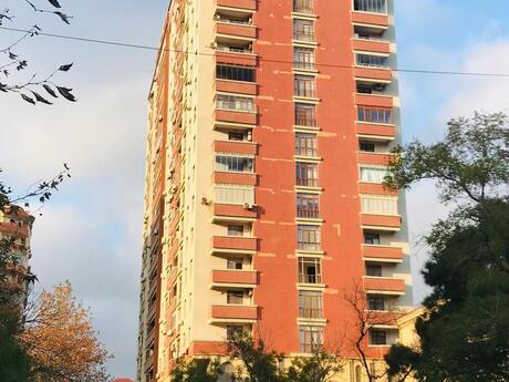 Объявление №6063413 - Баку, м. Гянджлик, 4-комн., 190 м², 15/18 этаж