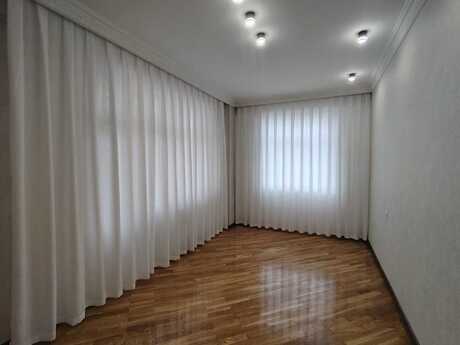 2-room apartment, 90 m², 8-ci mikrorayon: 320 000 ₼ 3