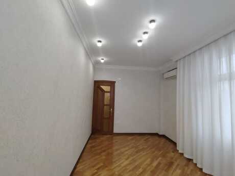 2-room apartment, 90 m², 8-ci mikrorayon: 320 000 ₼ 4