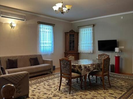 5 otaqlı həyət evi/bağ evi - Abşeron r. - 170 m²