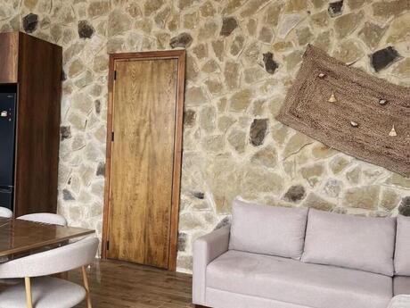 3 otaqlı həyət evi/bağ evi - Novxanı q. - 100 m²
