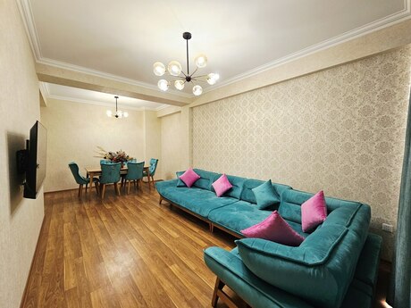 2-комнатная квартира, 84 м², 20 Yanvar: 233 000 ₼ 4