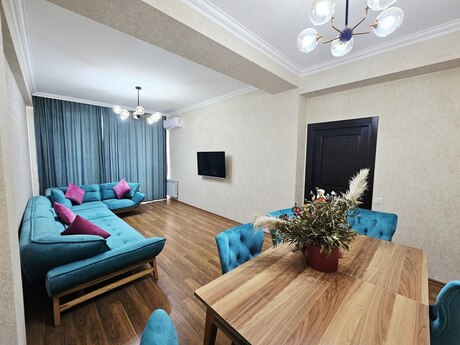 2-комнатная квартира, 84 м², 20 Yanvar: 233 000 ₼ 3