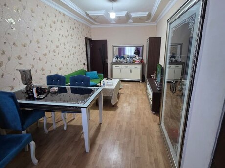 3 otaqlı köhnə tikili - Memar Əcəmi m. - 90 m²
