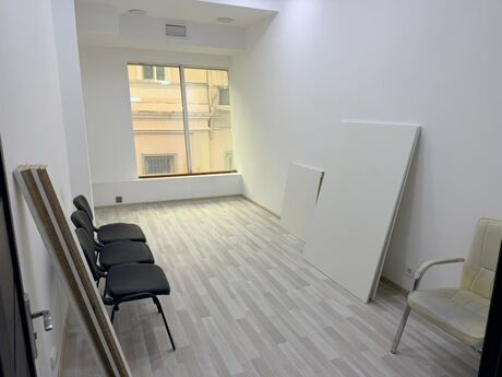 Obyekt - Sahil m. - 17 m²