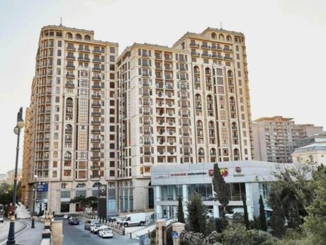 Elan №6063759 - Bakı, Sahil m., 3 otaqlı, 145 m², 16/18 mərtəbə