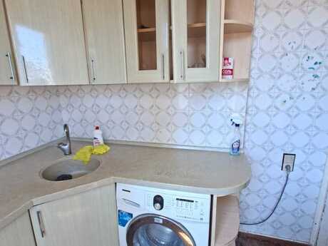 2 otaqlı köhnə tikili - Memar Əcəmi m. - 45 m²