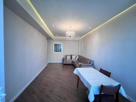 2 otaqlı mənzil, 70 m², 8 Noyabr: 207 000 ₼ 2