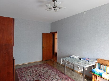 3-комн. вторичка - пос. Ахмедлы - 80 м²