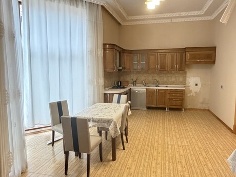 4-комн. дом/дача - пос. Бузовна - 1150 м²