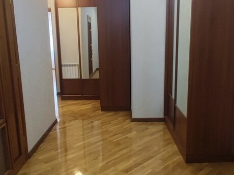2 otaqlı mənzil, 90 m², 8-ci mikrorayon: 315 000 ₼ 3