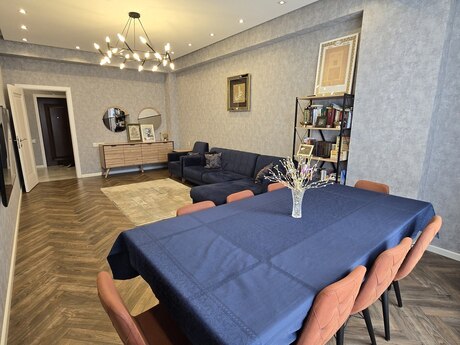 3 otaqlı yeni tikili - İnşaatçılar m. - 100 m²