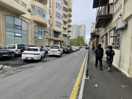 Elan №6063934 - Bakı, Sahil m., 3 otaqlı, 60 m², 2/4 mərtəbə