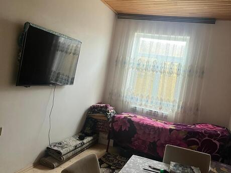 5 otaqlı həyət evi/bağ evi - Badamdar q. - 140 m²