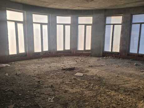 5 otaqlı yeni tikili - Şah İsmayıl Xətai m. - 230 m²