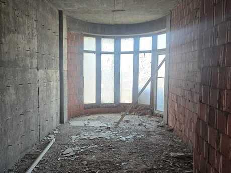 5 otaqlı yeni tikili - Şah İsmayıl Xətai m. - 230 m²