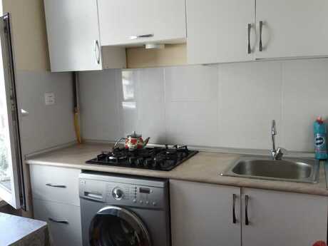 2 otaqlı köhnə tikili - Gənclik m. - 40 m²