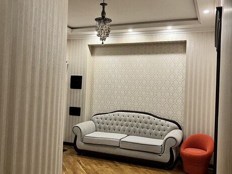 3 otaqlı yeni tikili - Şah İsmayıl Xətai m. - 130 m²
