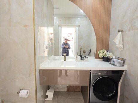 4 otaqlı yeni tikili - Ağ şəhər q. - 179 m²