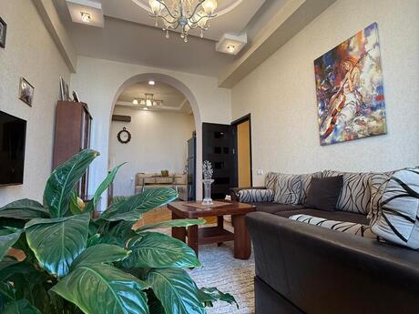 Elan №6064045 - Bakı, Nizami m., 2 otaqlı, 82 m², 19/20 mərtəbə