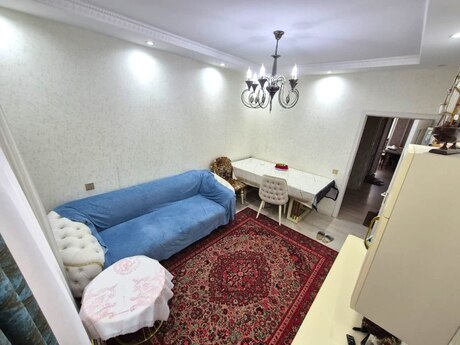 2 otaqlı köhnə tikili - Xalqlar Dostluğu m. - 65 m²