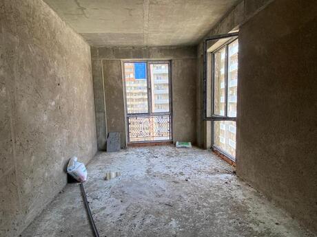 3-комн. новостройка - м. Шах Исмаил Хатаи - 105 м²