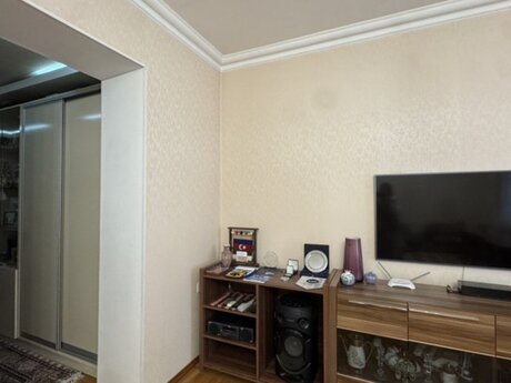 3 otaqlı köhnə tikili - Nəriman Nərimanov m. - 90 m²