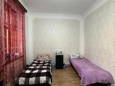 4 otaqlı köhnə tikili - Nəsimi r. - 75 m²