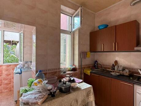 4 otaqlı köhnə tikili - Nəsimi r. - 75 m²