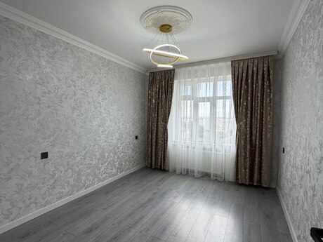 3-комн. вторичка - м. Ази Асланов - 80 м²