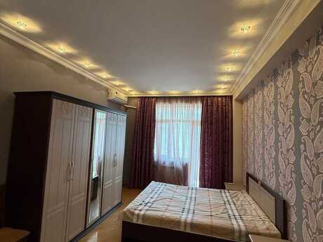 4 otaqlı yeni tikili - Nəsimi r. - 210 m²
