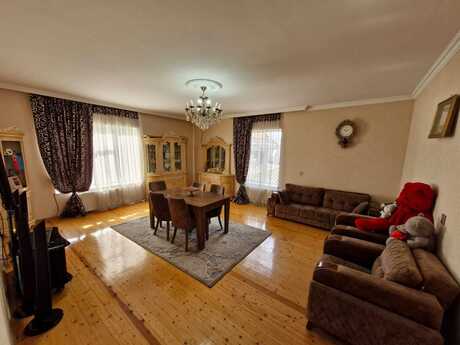 4 otaqlı həyət evi/bağ evi - NZS q. - 200 m²