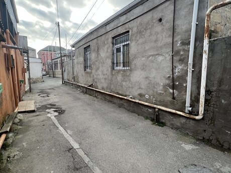 3 otaqlı həyət evi/bağ evi - Avtovağzal m. - 74 m²