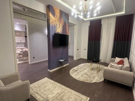 4 otaqlı həyət evi/bağ evi - Şüvəlan q. - 150 m²