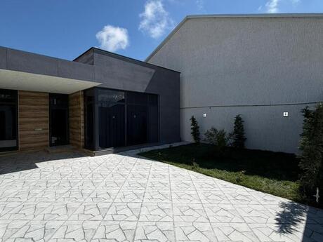 4 otaqlı həyət evi/bağ evi - Mərdəkan q. - 130 m²