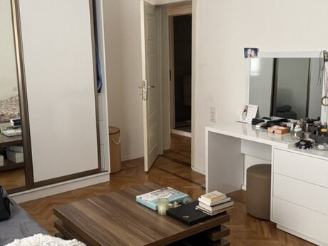 3 otaqlı köhnə tikili - Nəriman Nərimanov m. - 90 m²