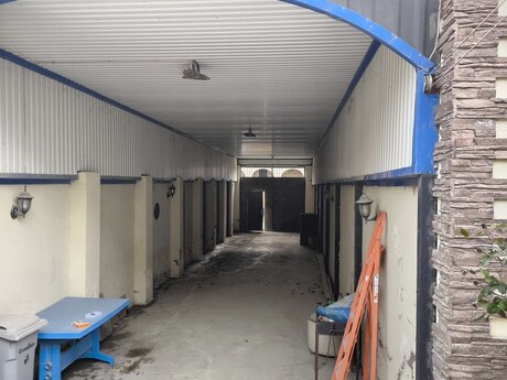 5 otaqlı həyət evi/bağ evi - Hökməli q. - 242 m²