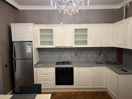 Elan №6064418 - Bakı, 28 May m., 2 otaqlı, 90 m², 3/17 mərtəbə