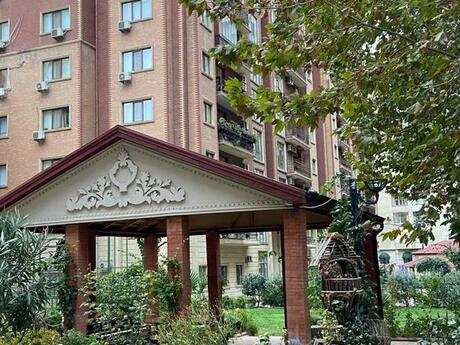5 otaqlı yeni tikili - Gənclik m. - 215 m²