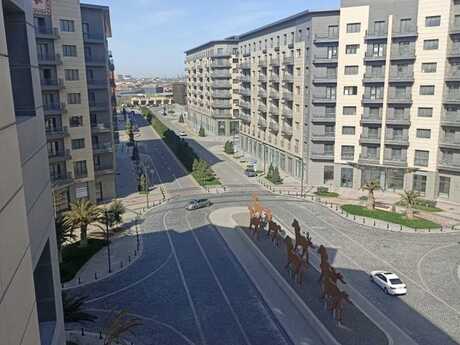 5 otaqlı yeni tikili - Ağ şəhər q. - 242 m²