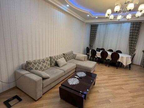2 otaqlı yeni tikili - Şah İsmayıl Xətai m. - 119 m²