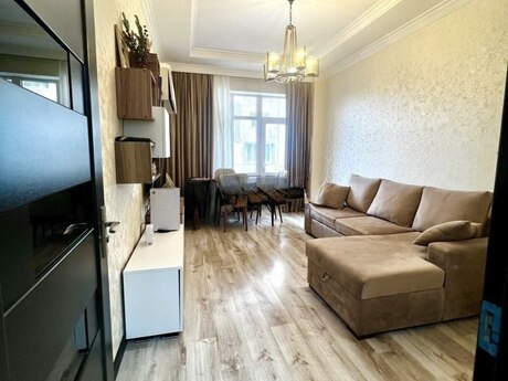 Elan №6064576 - Bakı, Badamdar q., 2 otaqlı, 65 m², 4/18 mərtəbə